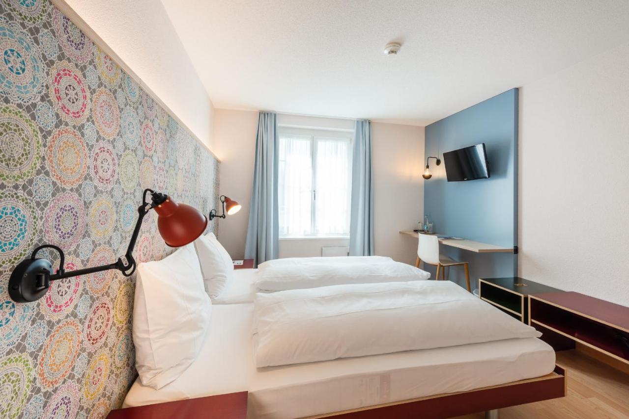Baeren Self Check-In Hotel Золотурн Номер фото